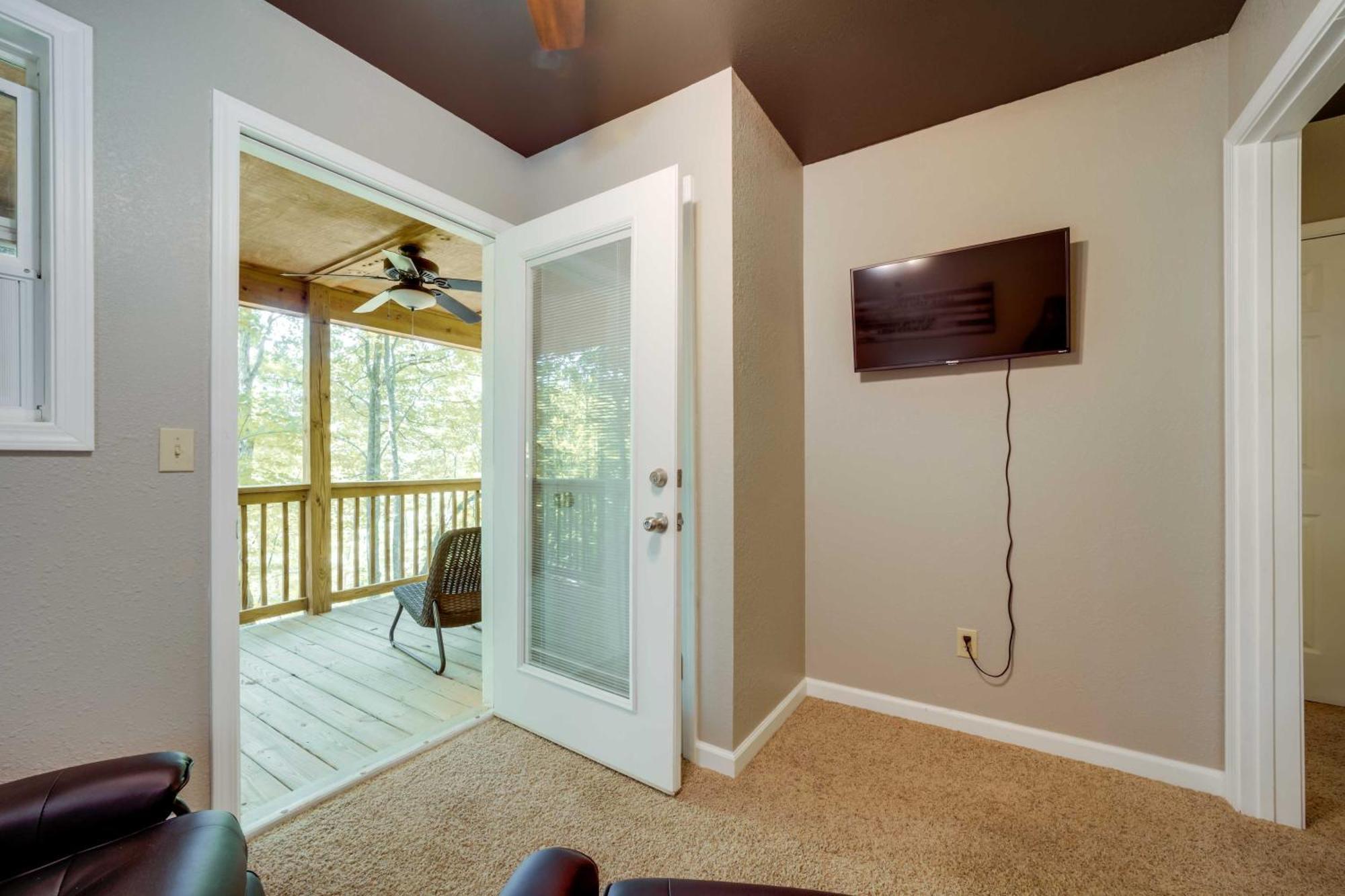 Cozy Whittier Cabin And Yard And Hot Tub, Pets Welcome מראה חיצוני תמונה