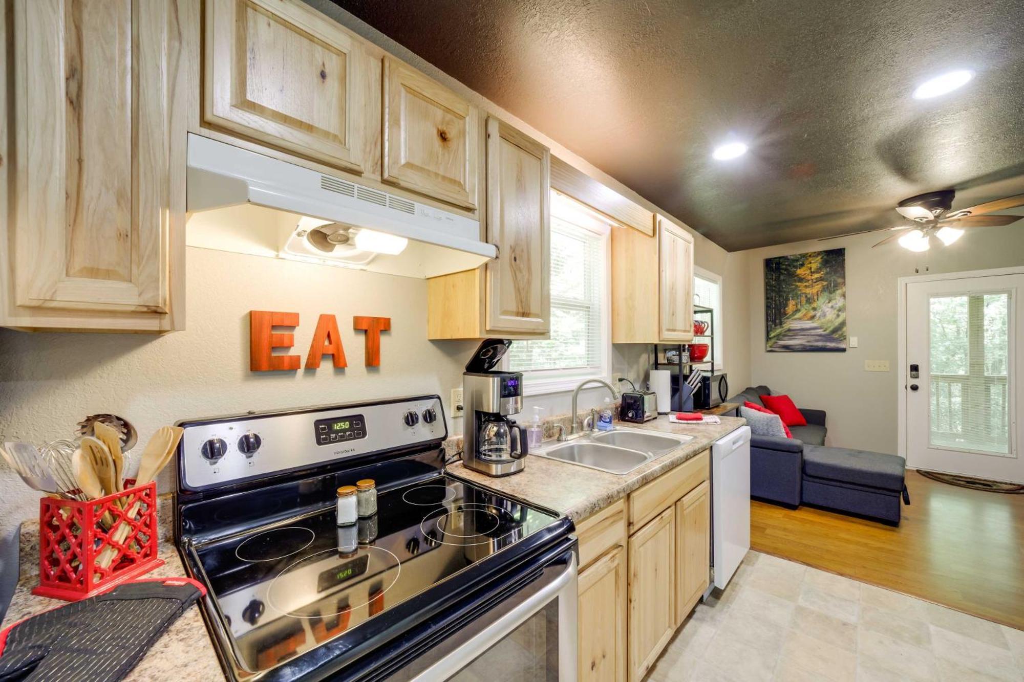Cozy Whittier Cabin And Yard And Hot Tub, Pets Welcome מראה חיצוני תמונה