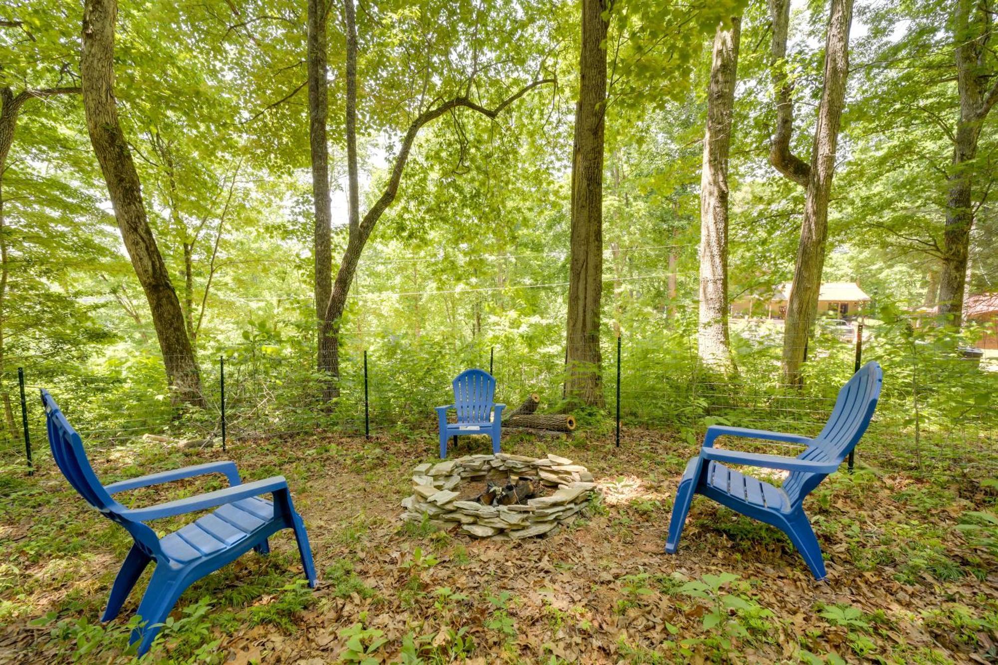 Cozy Whittier Cabin And Yard And Hot Tub, Pets Welcome מראה חיצוני תמונה